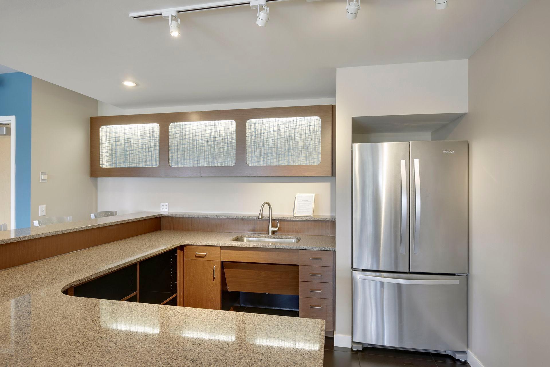 929 Portland Avenue Unit: 902