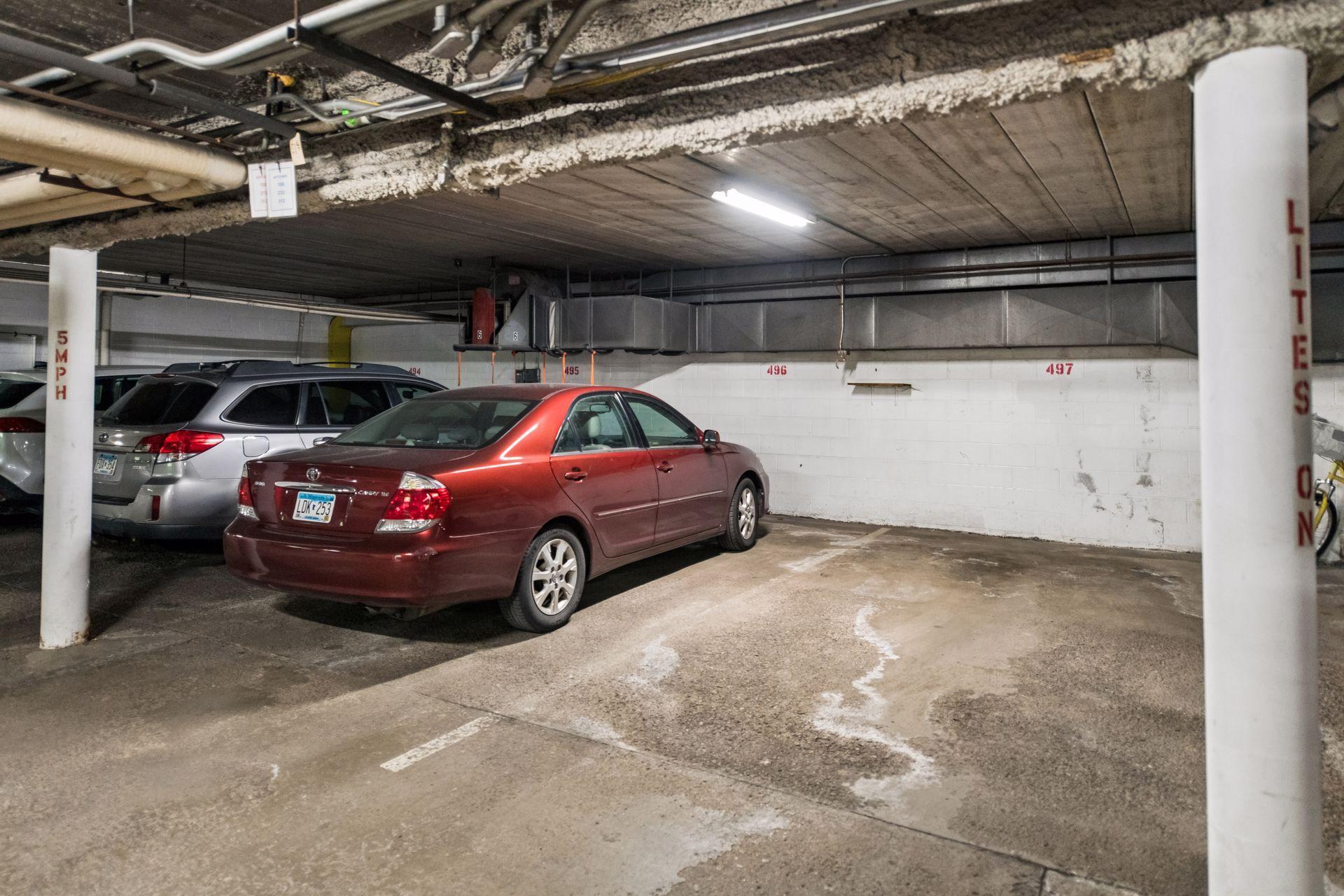 205 Barry Avenue S Unit: 320