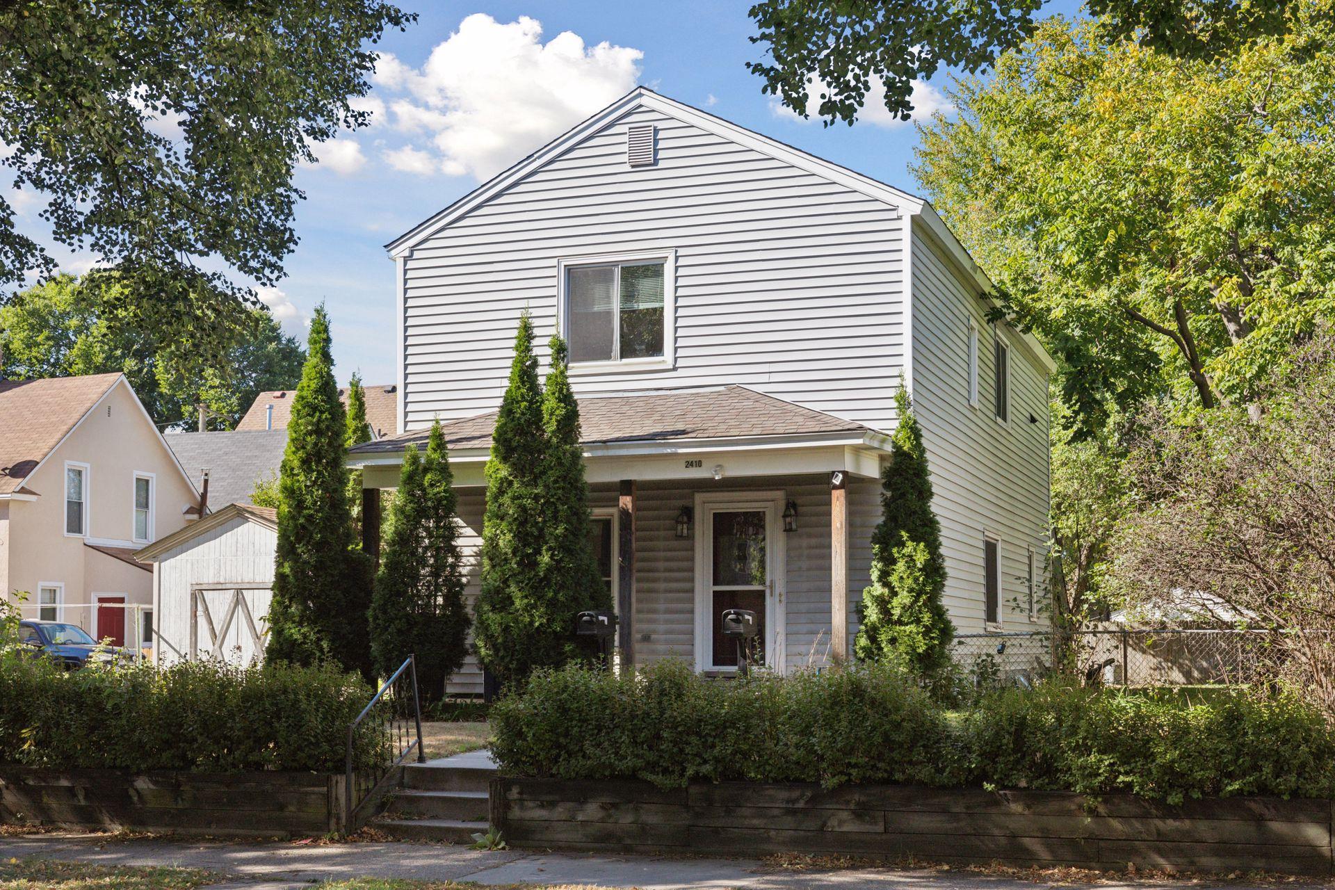 2410 Quincy Street NE