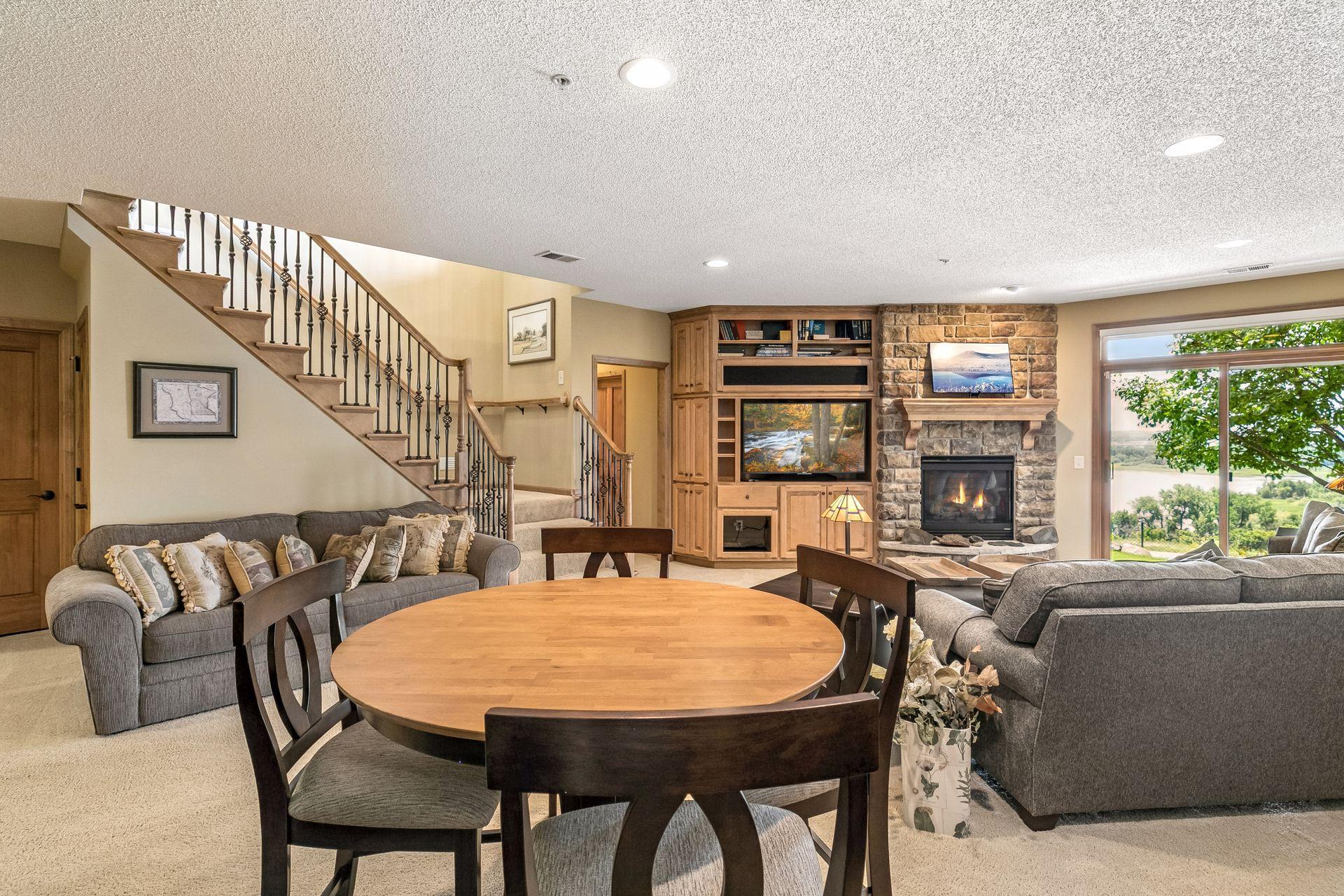10102 Indigo Drive