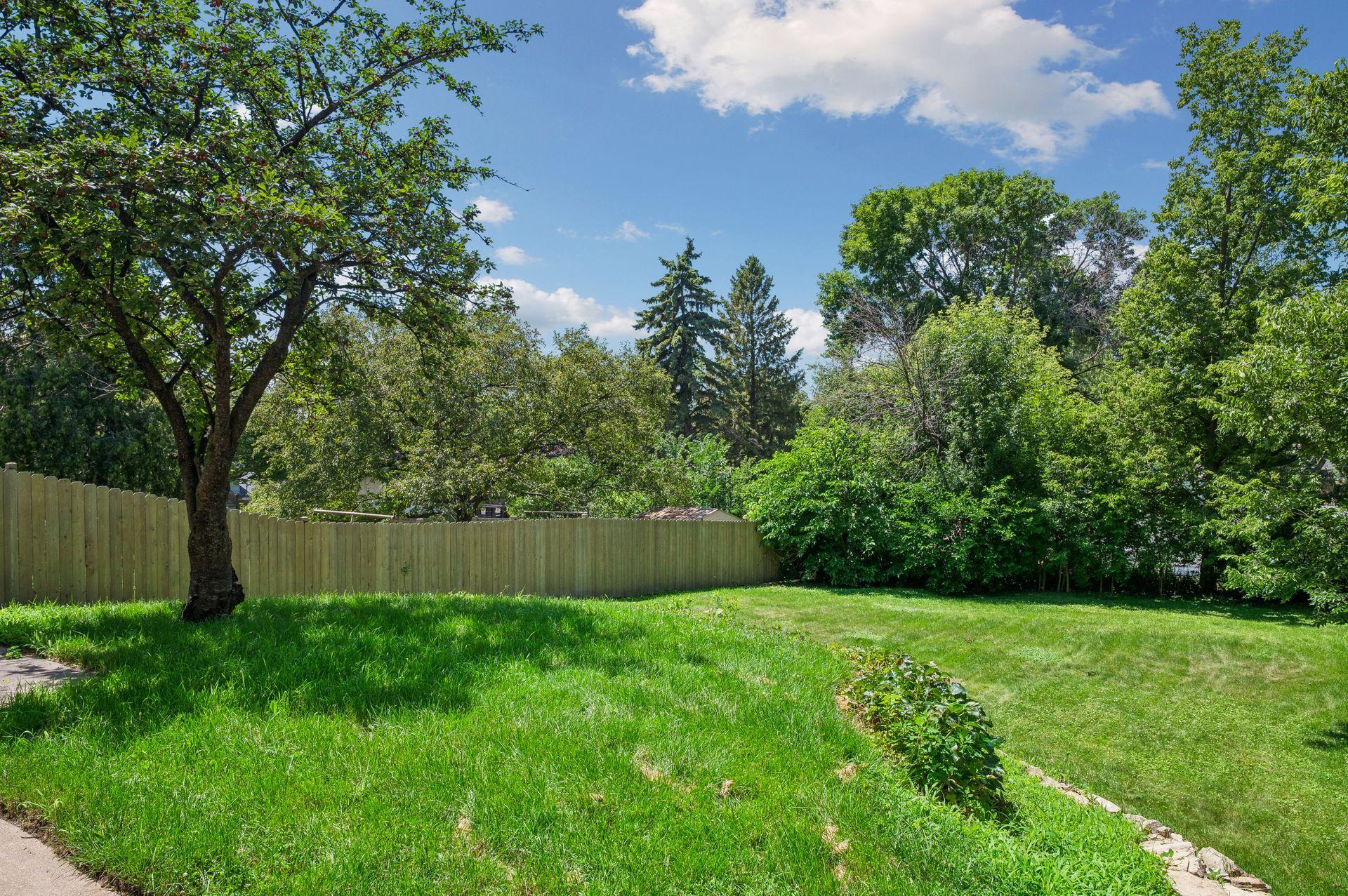 3104 Silver Lake Road NE