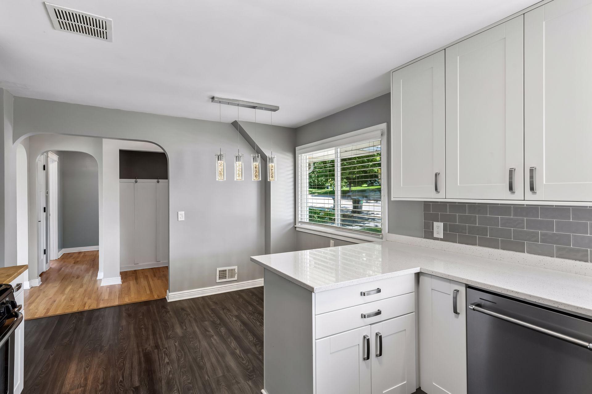 3104 Silver Lake Road NE