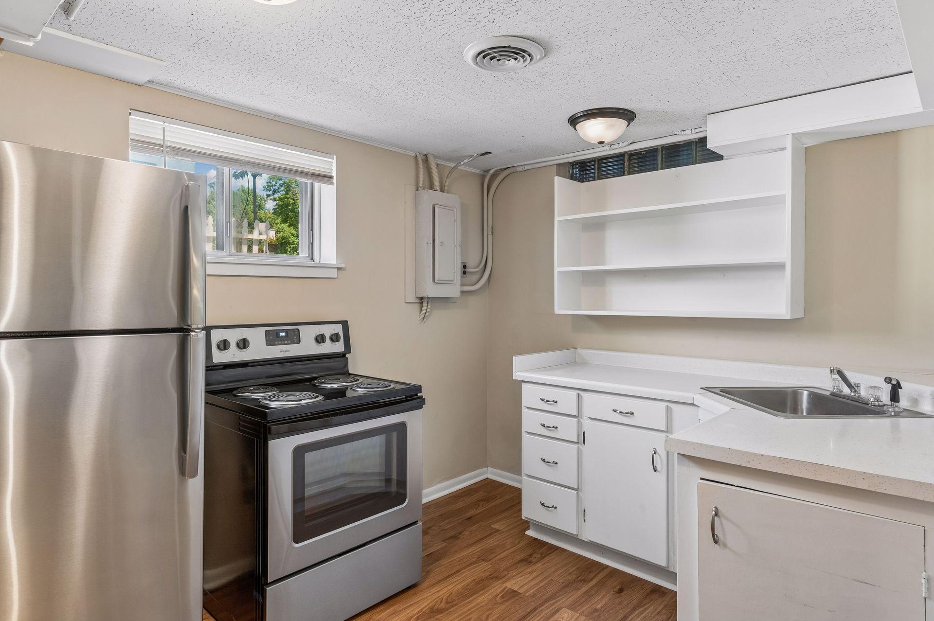 3104 Silver Lake Road NE