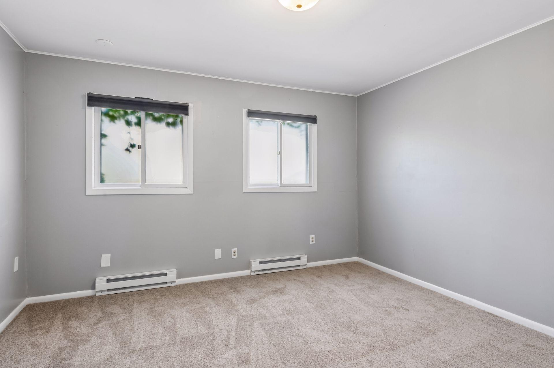 3104 Silver Lake Road NE