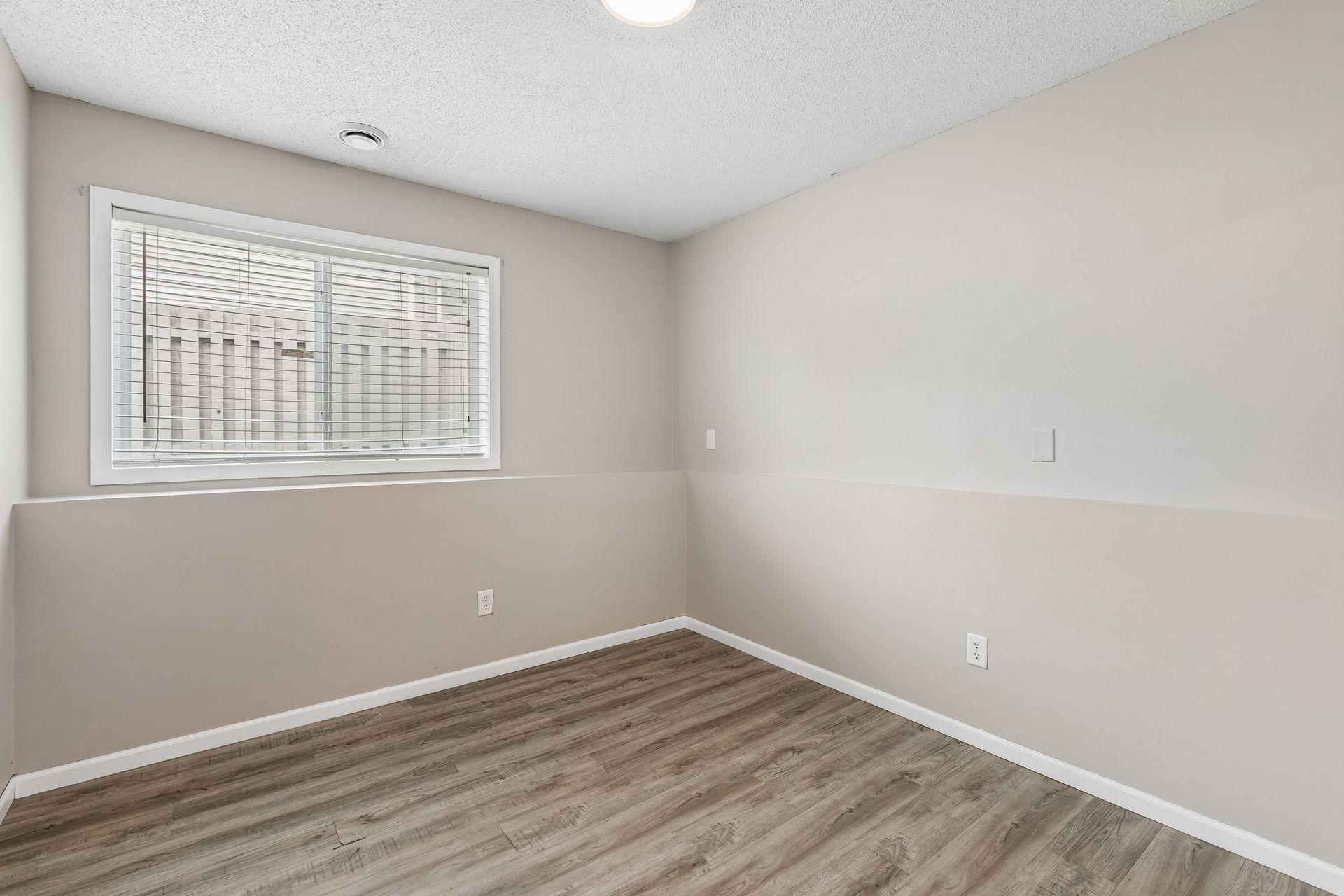 15944 Cascade Path