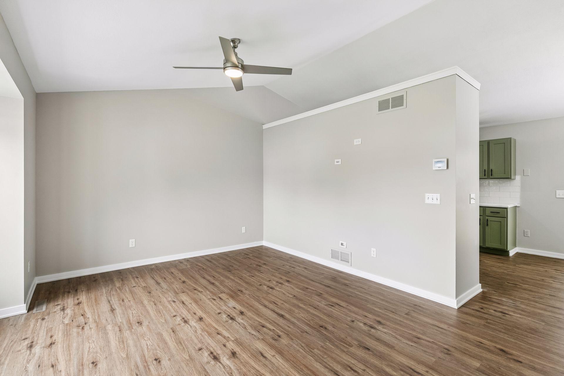 15944 Cascade Path
