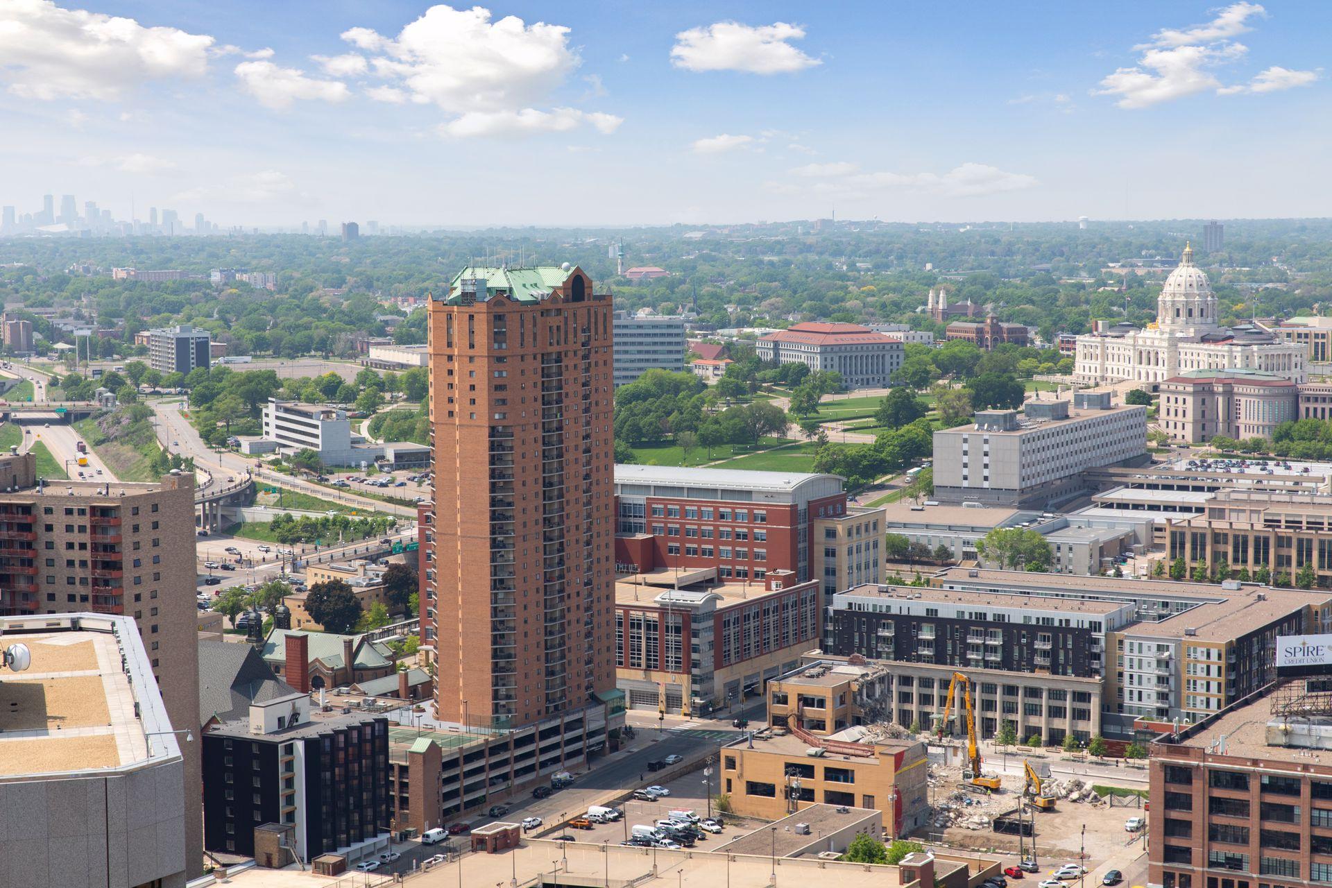 78 10th Street E Unit: 1710