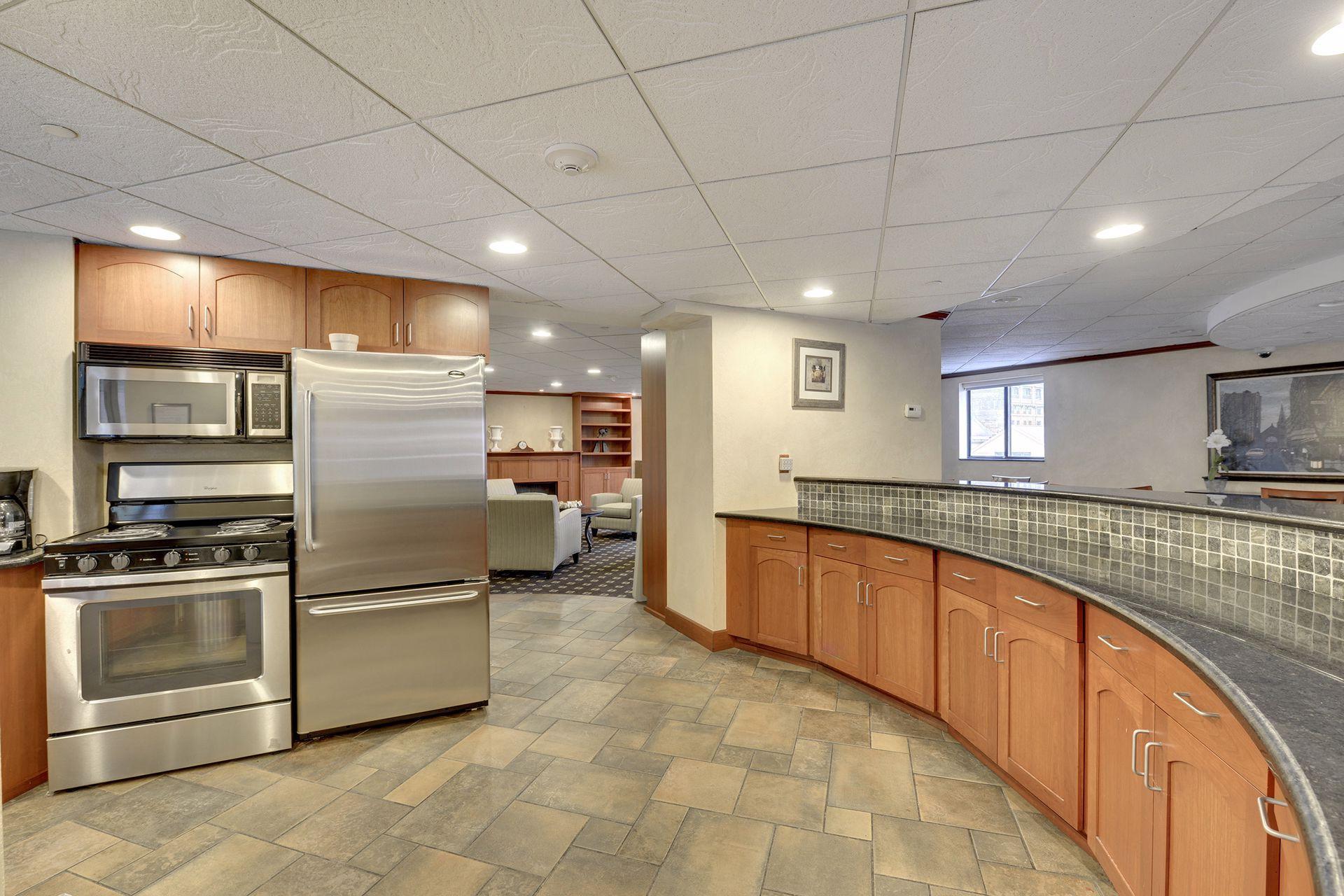 78 10th Street E Unit: 1710