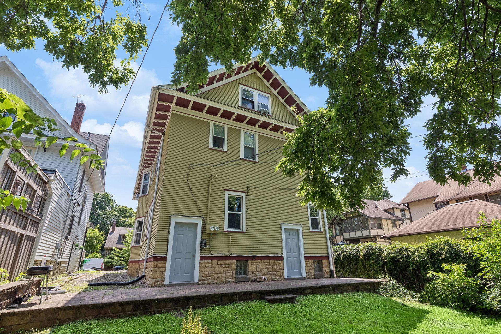 1083 Hague Avenue