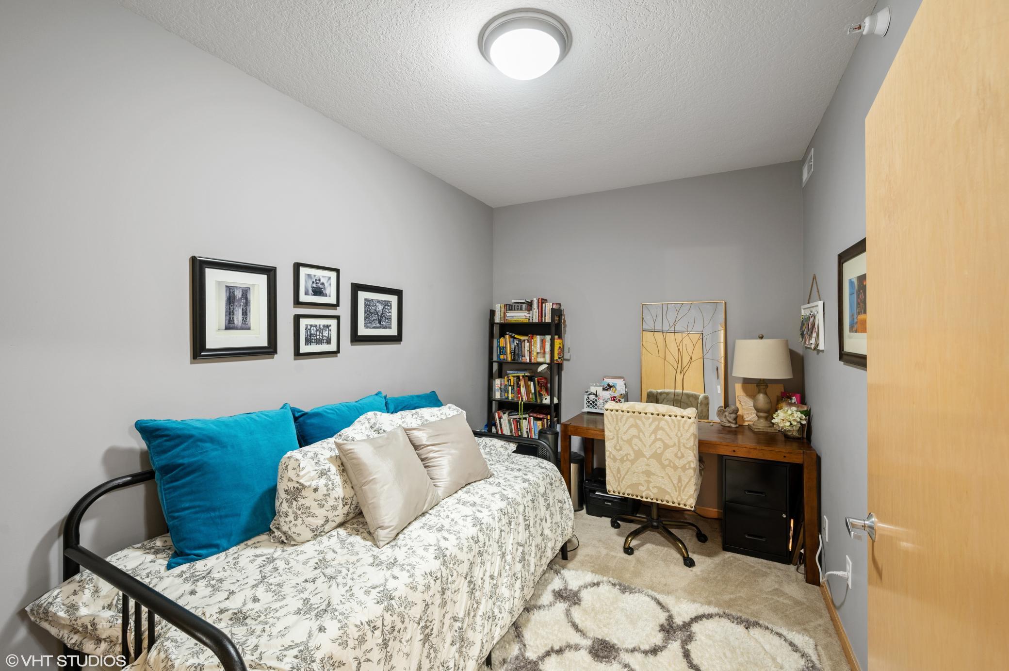 7601 Aldrich Avenue S Unit: 215