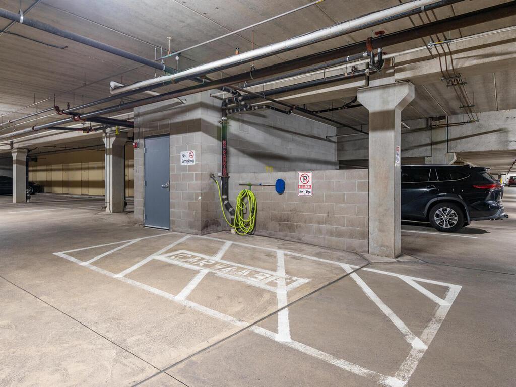 7601 Aldrich Avenue S Unit: 215