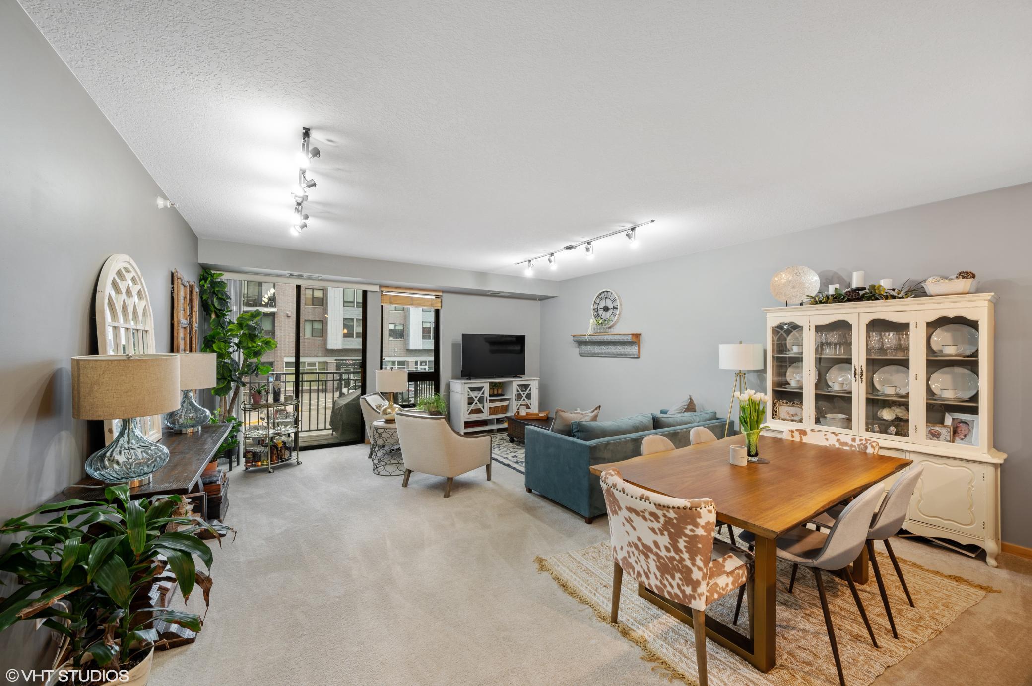 7601 Aldrich Avenue S Unit: 215