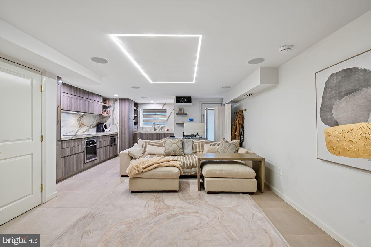 20 RHODE ISLAND AVENUE NE LOWER LEVEL