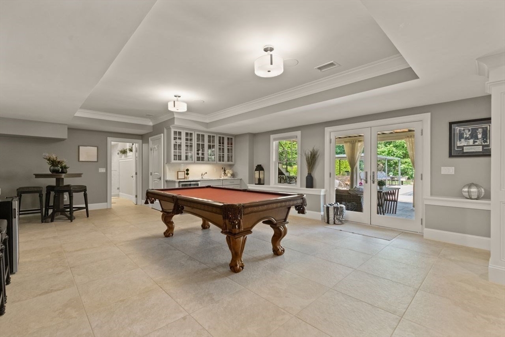 12 Saint Thomas More Dr