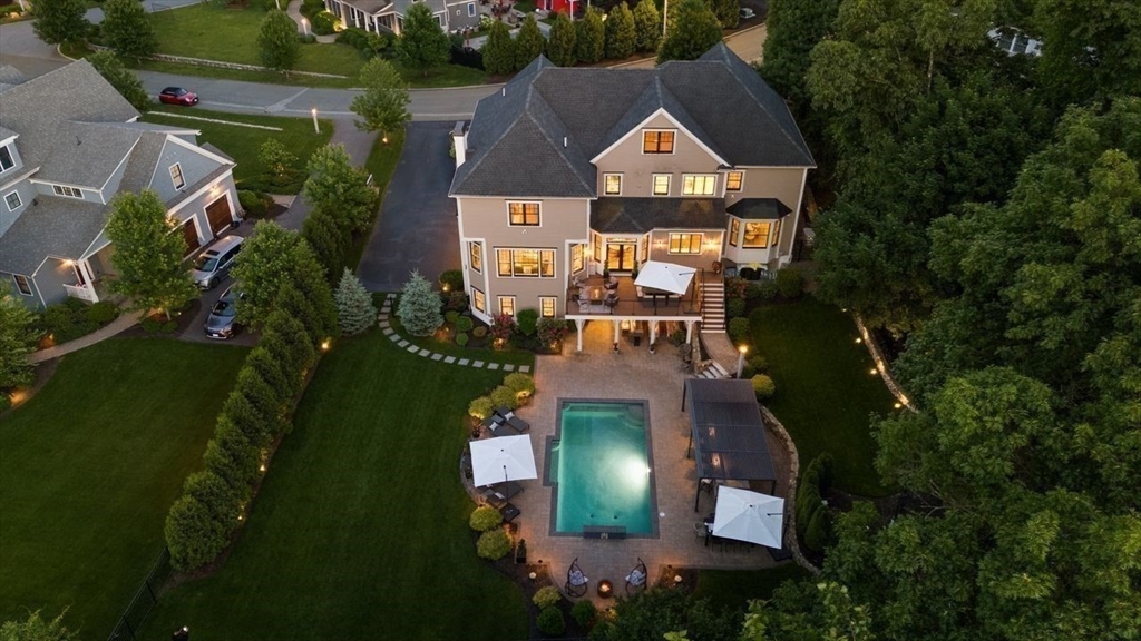 12 Saint Thomas More Dr