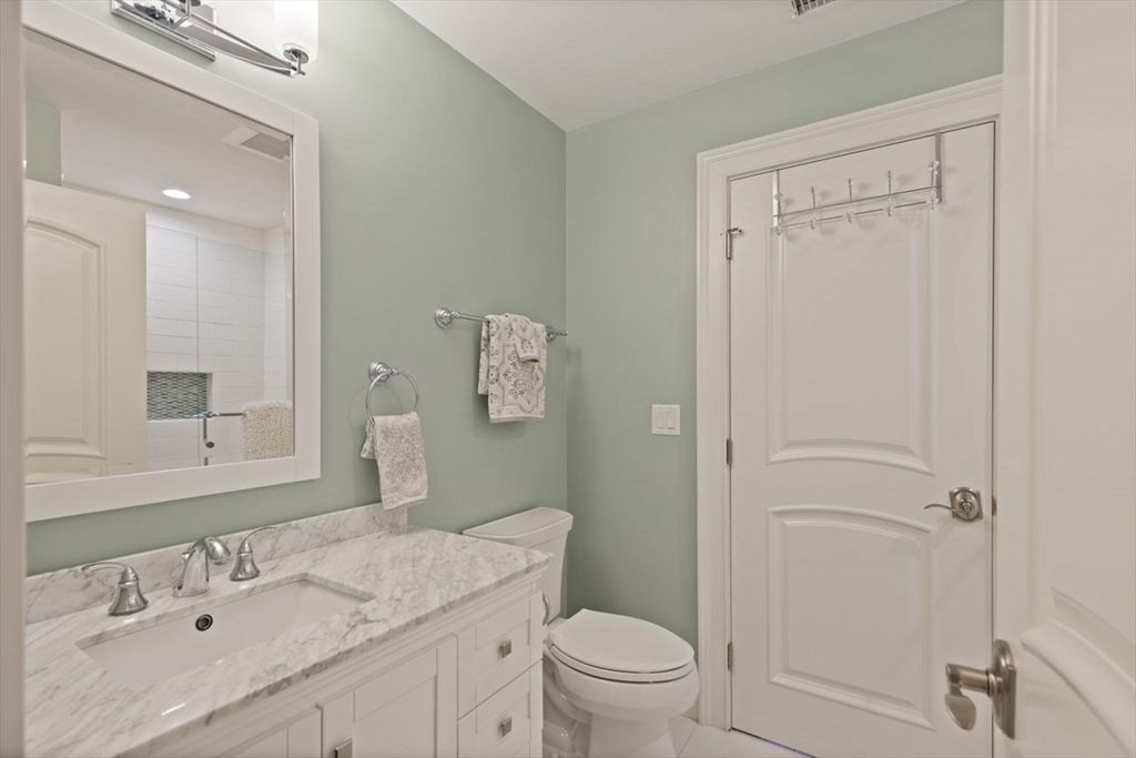 12 Saint Thomas More Dr