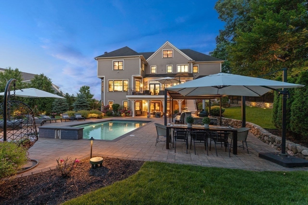 12 Saint Thomas More Dr