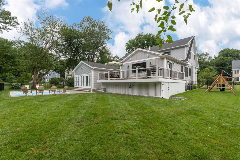 6 Pocahontas Dr