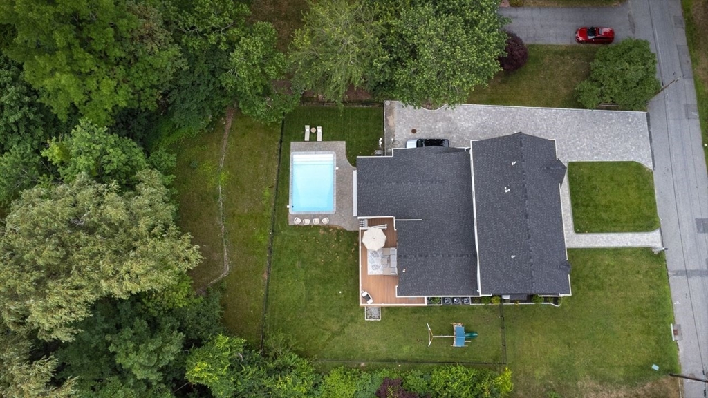 6 Pocahontas Dr