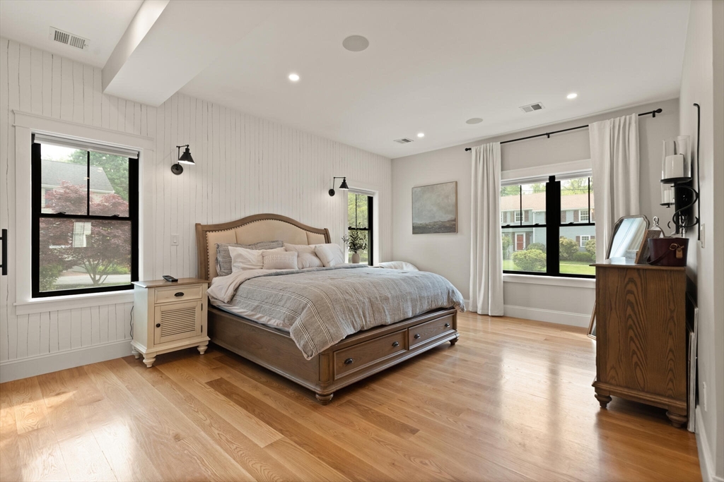 6 Pocahontas Dr