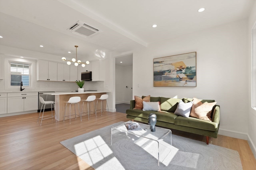 1 Madison St # 2