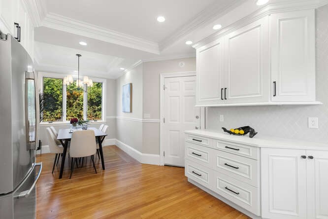87 Forest St