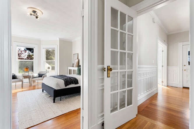 87 Forest St