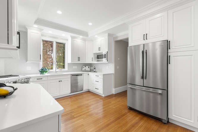 87 Forest St