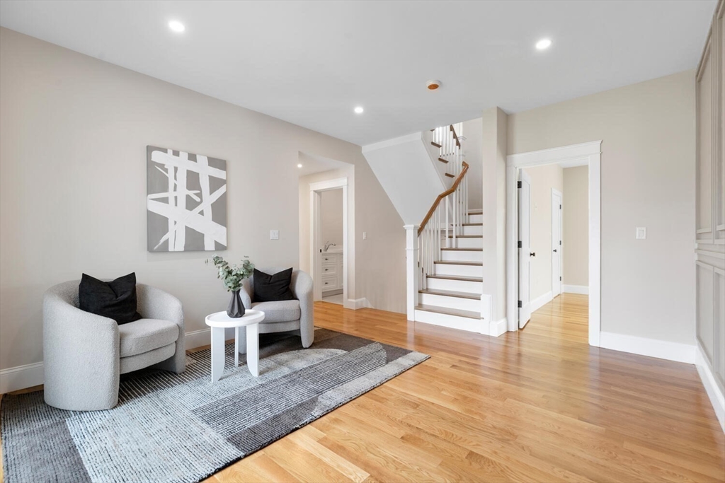 20 Bellevue Ave