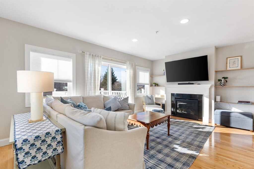 48 Northfield Dr # 48