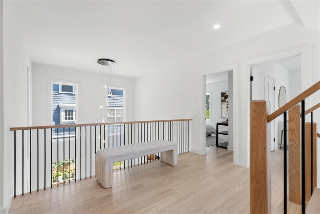 20 Grayson Rd