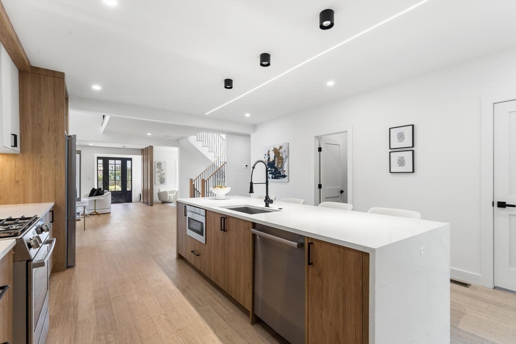 20 Grayson Rd