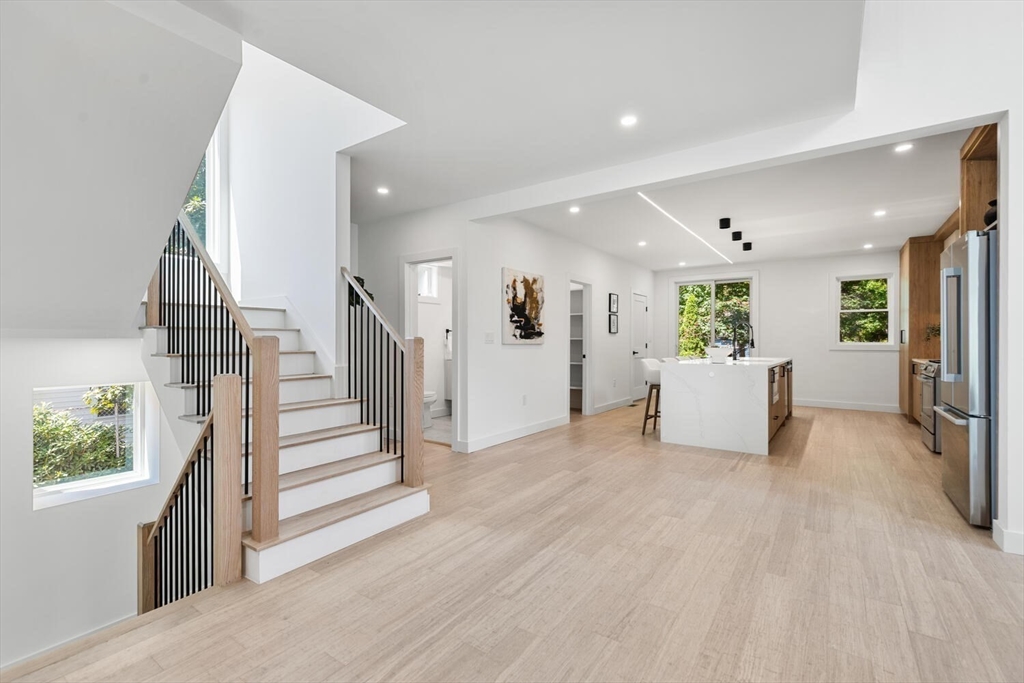 20 Grayson Rd