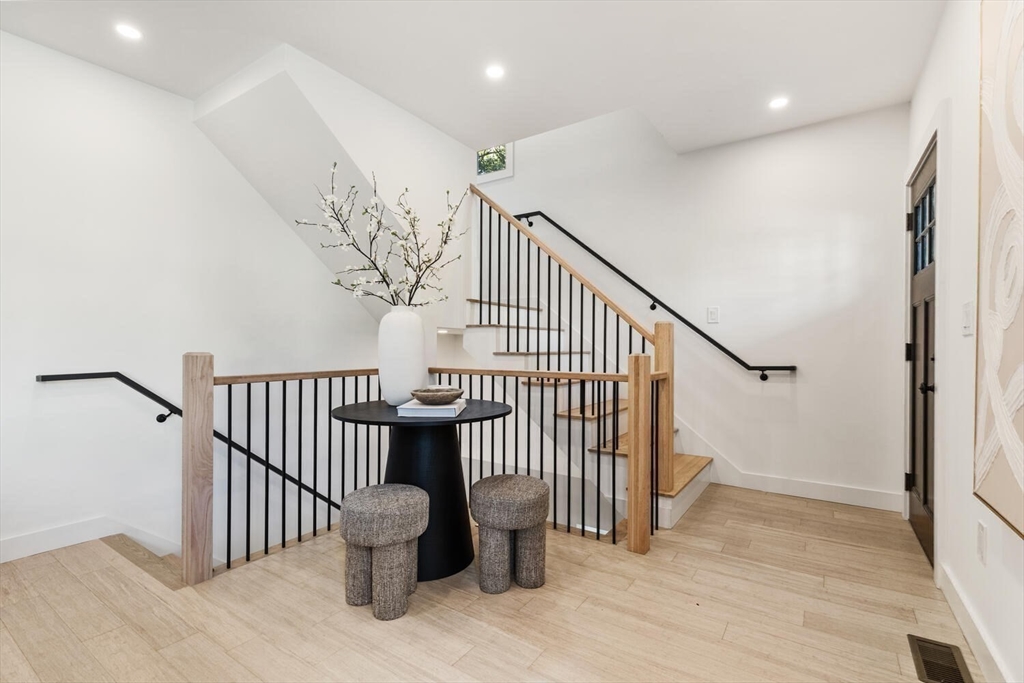 6 Wyman Court # 6
