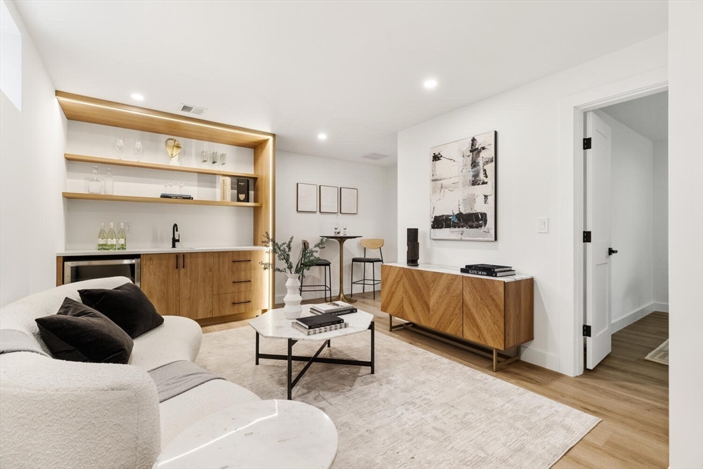 6 Wyman Court # 6
