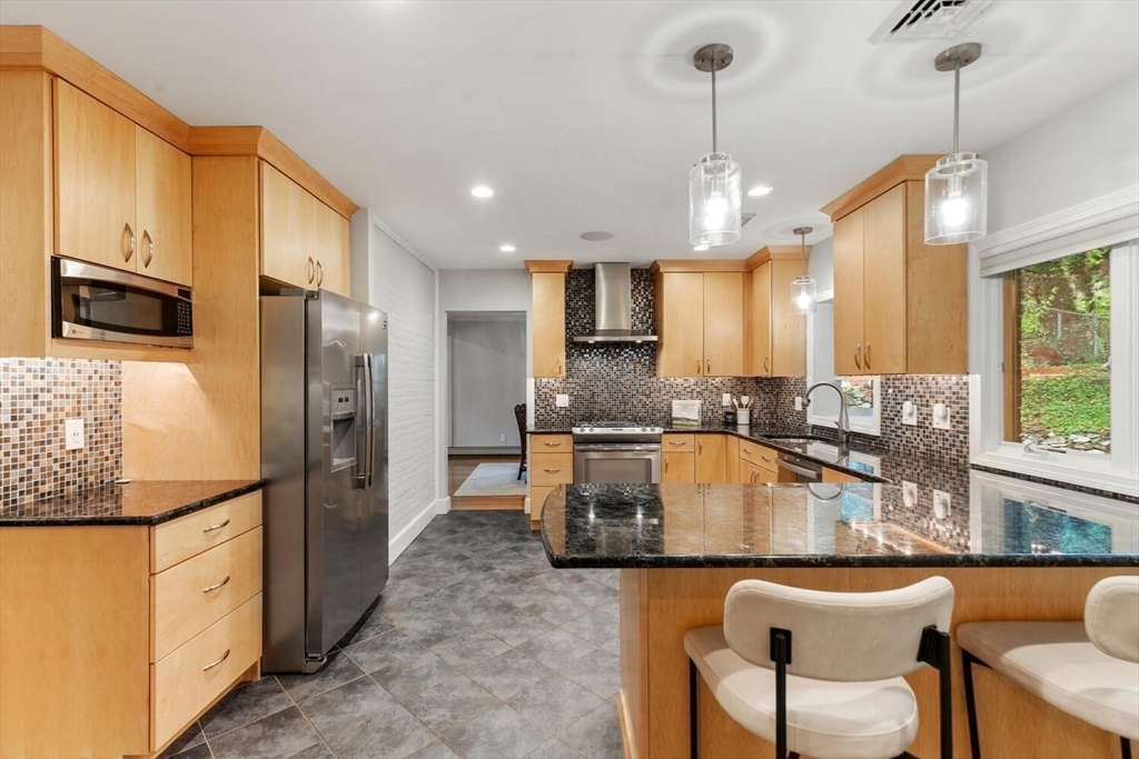 4 Sargent Rd