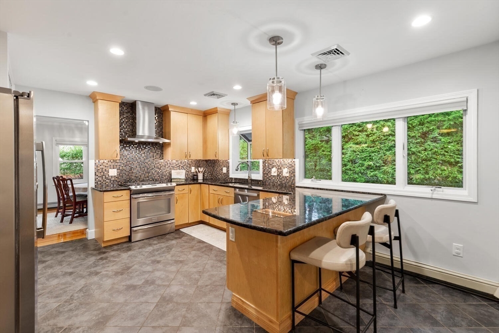 4 Sargent Rd