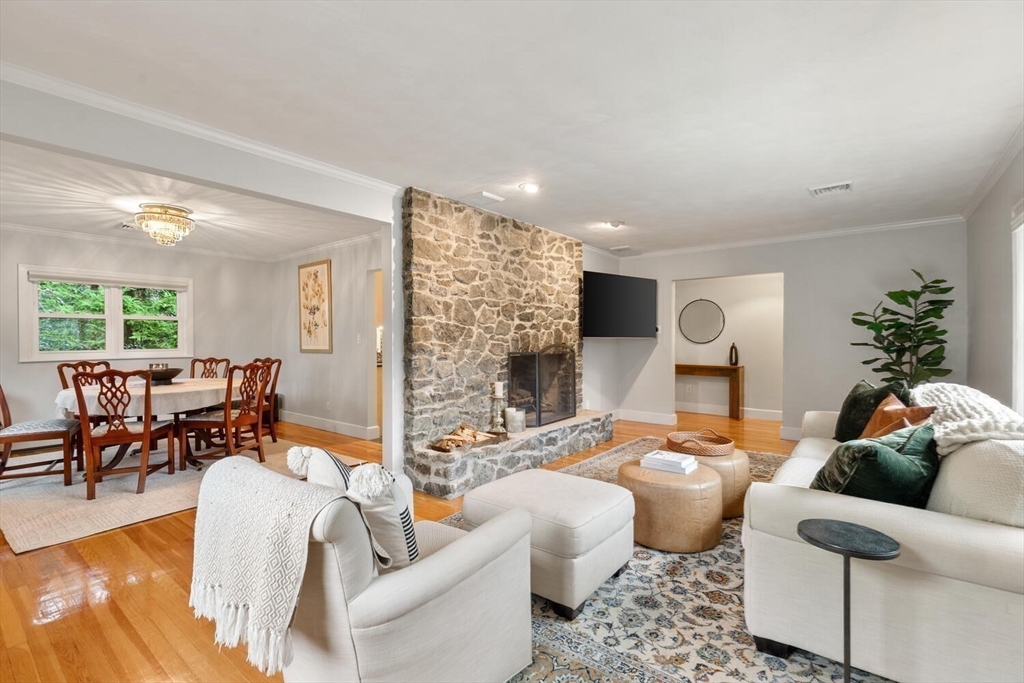 4 Sargent Rd