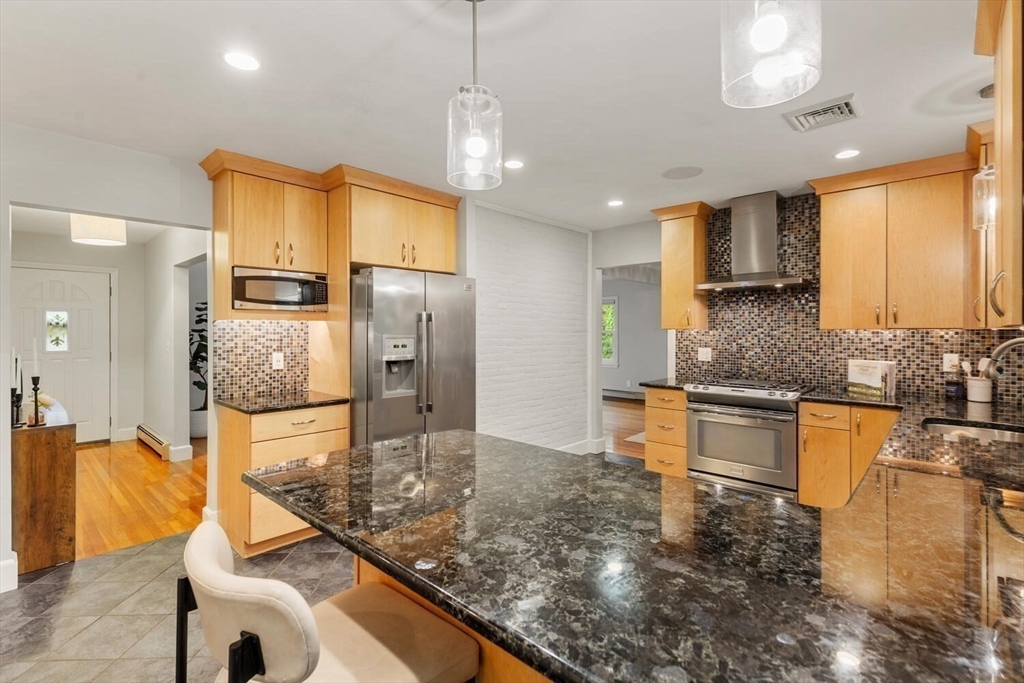 4 Sargent Rd