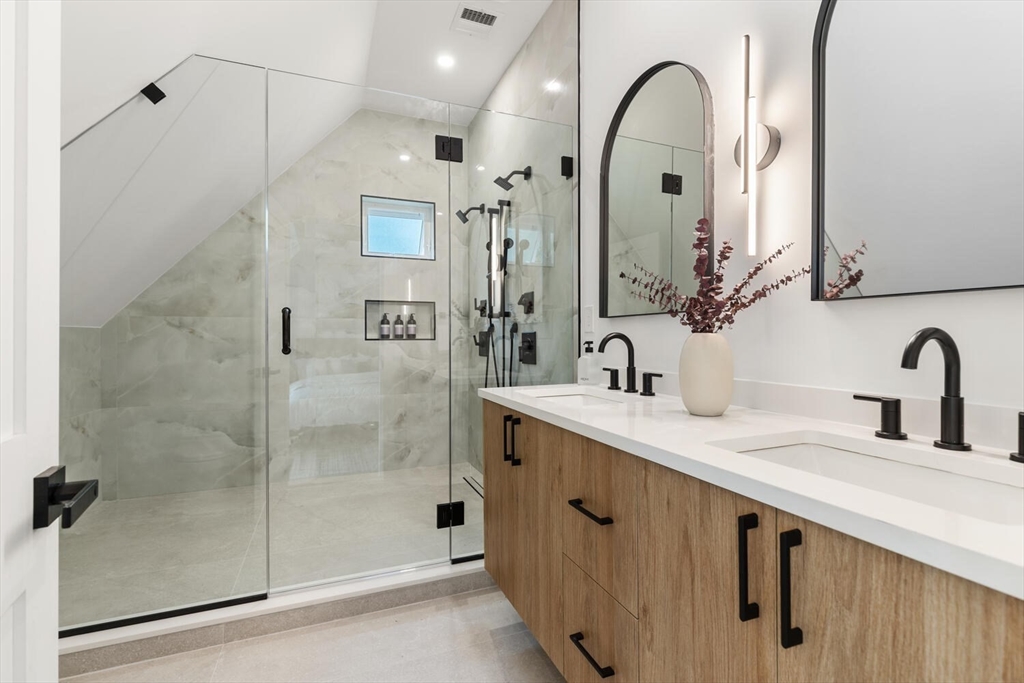 4 Wyman Court # 4
