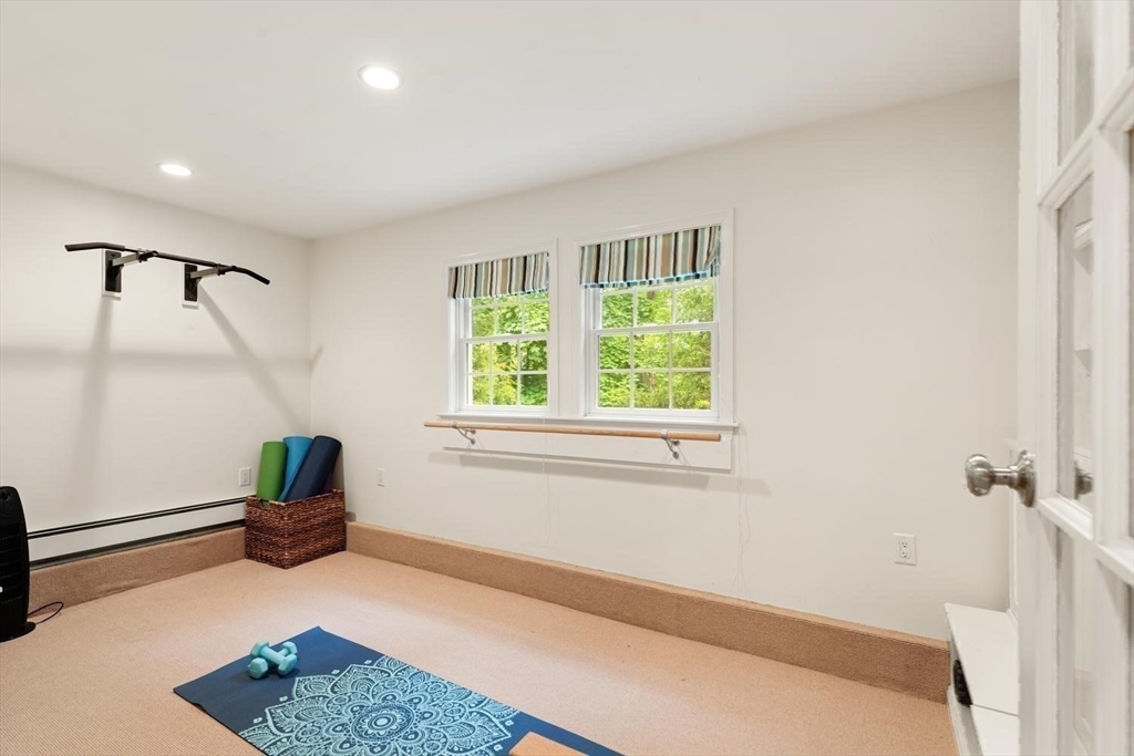 105 Thornberry Rd