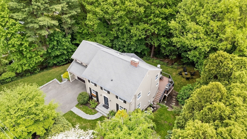 105 Thornberry Rd