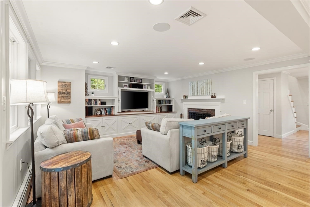 105 Thornberry Rd