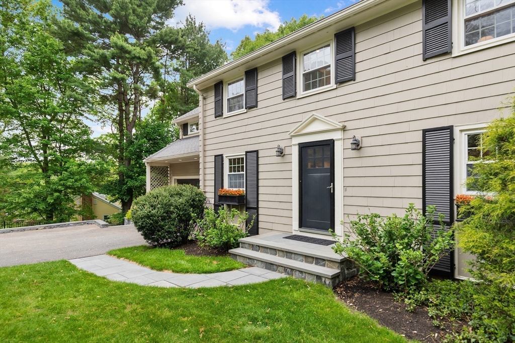 105 Thornberry Rd