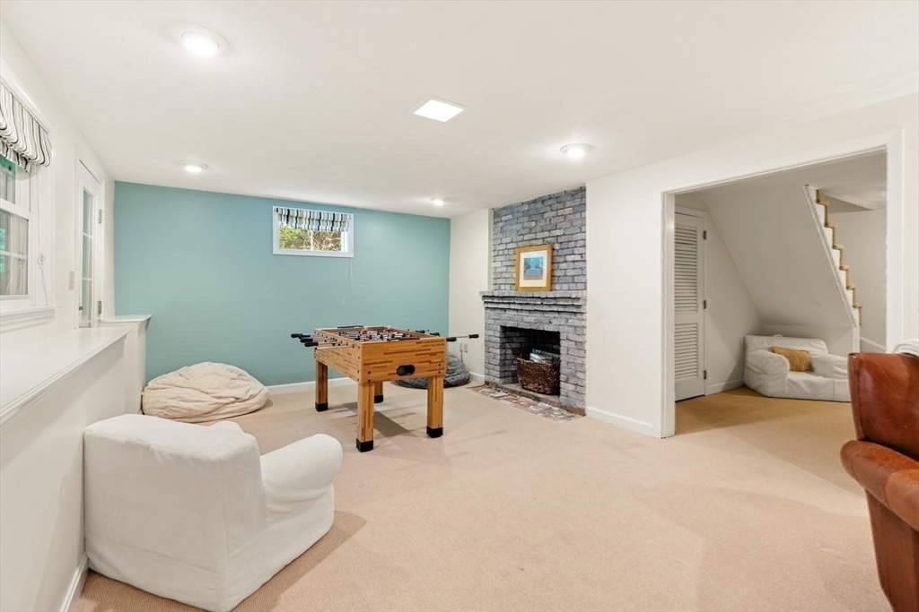 105 Thornberry Rd