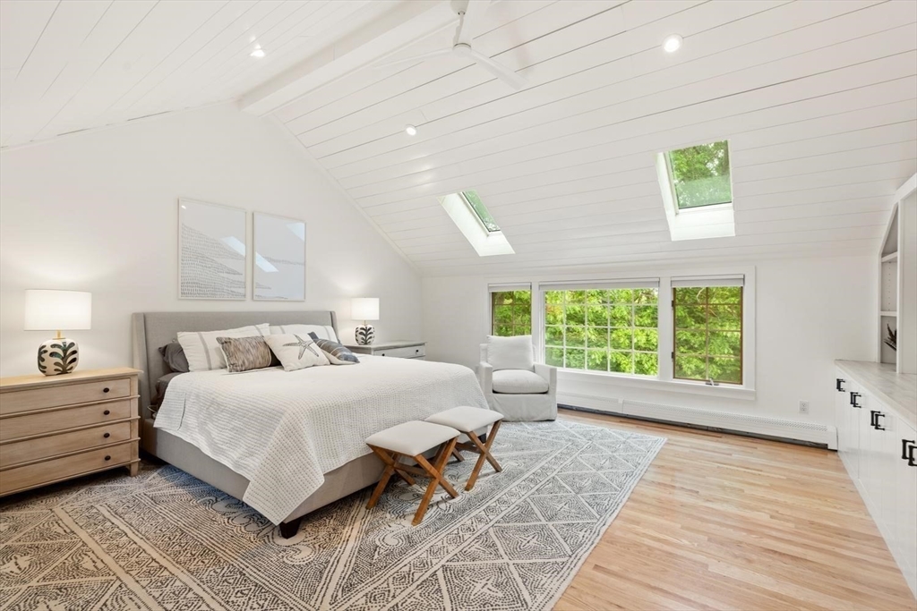 105 Thornberry Rd