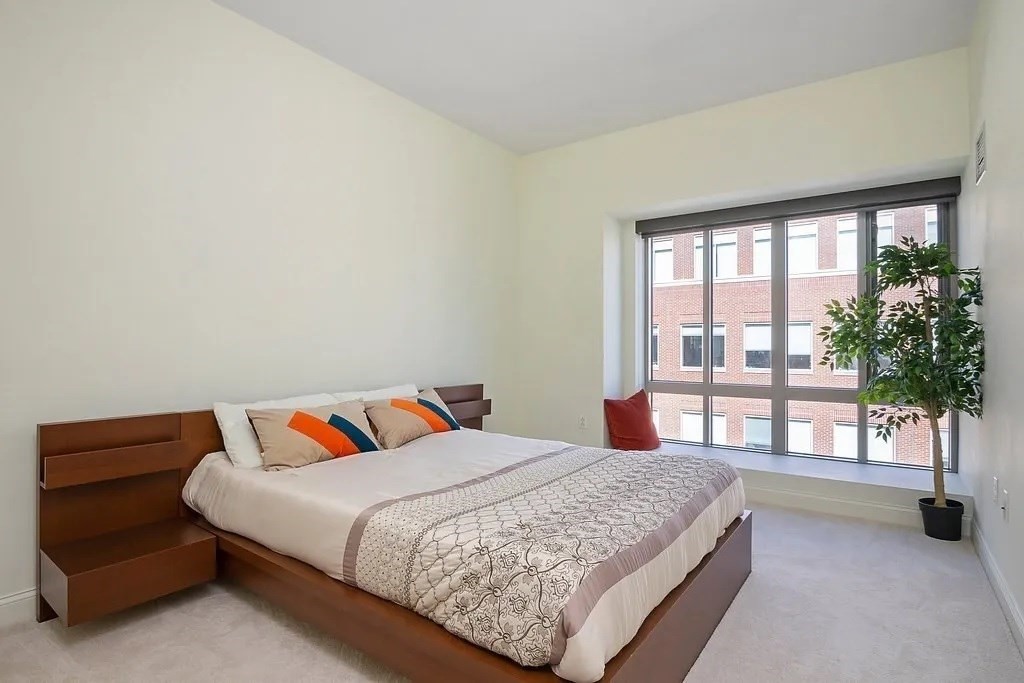 17 Otis St # 503