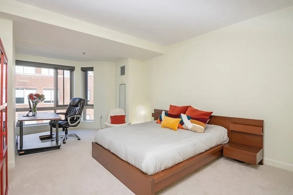 17 Otis St # 503
