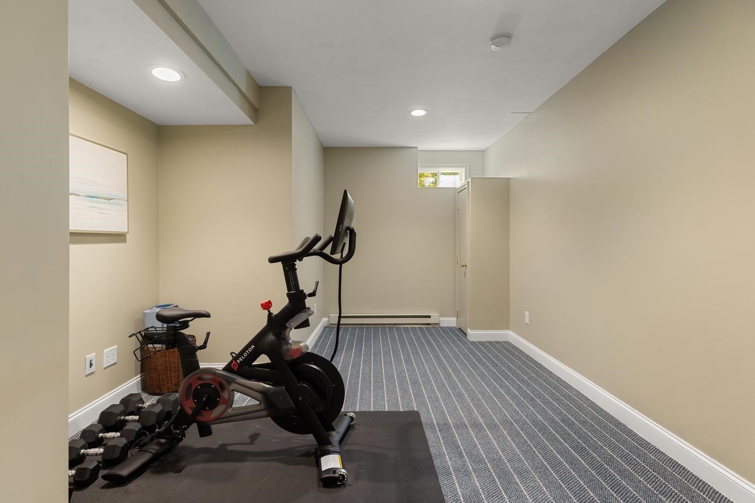 13 Hilton Dr