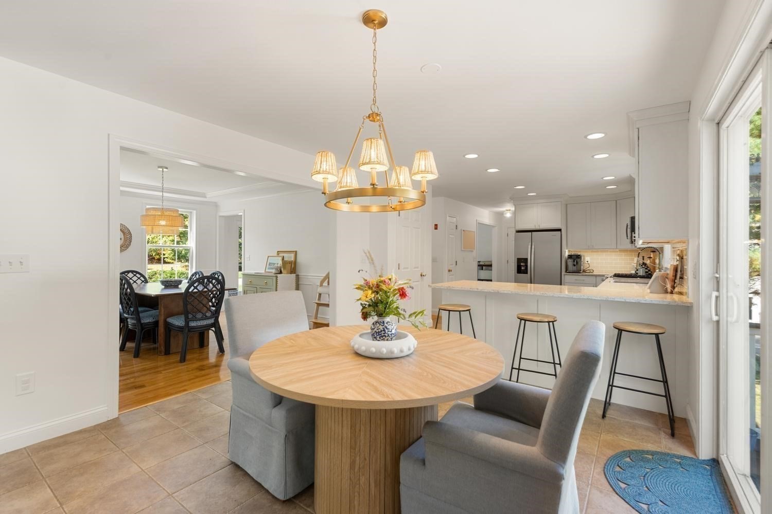 13 Hilton Dr